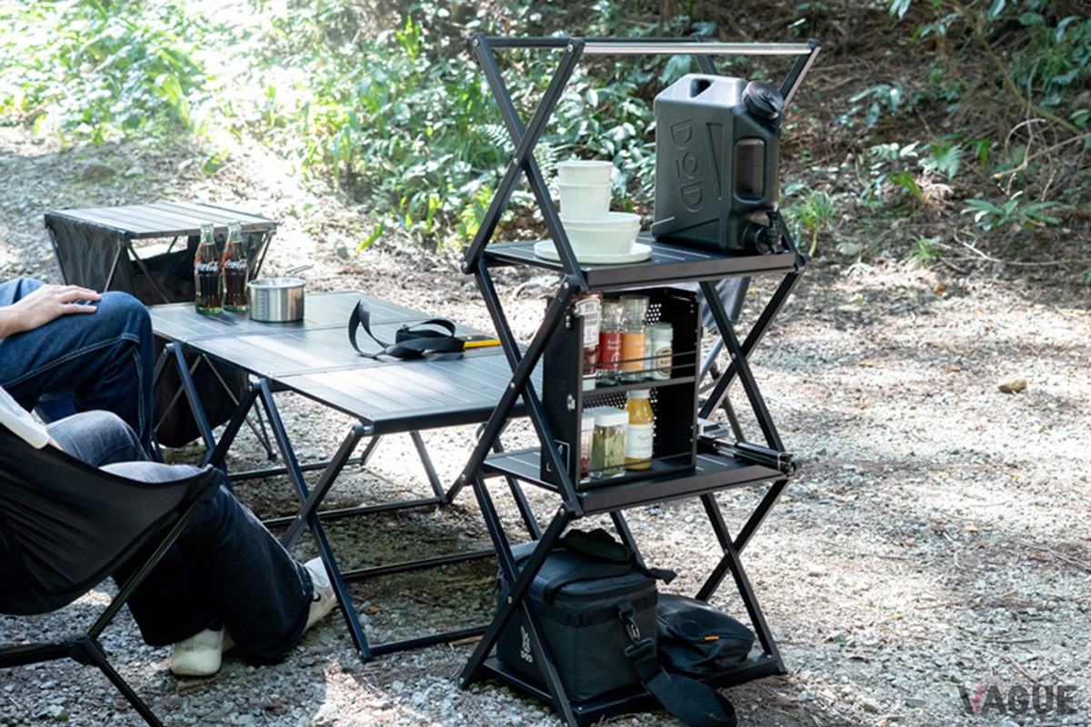 キャンプの必需品テーブルがラックにも変形する2WAYギア!? さまざまな