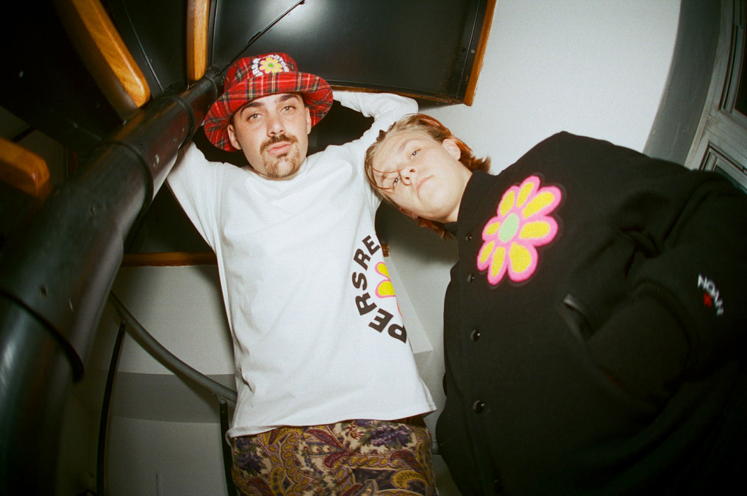 ミュージシャン RED HOT CHILI PEPPERS Nun Tower Tee 2024