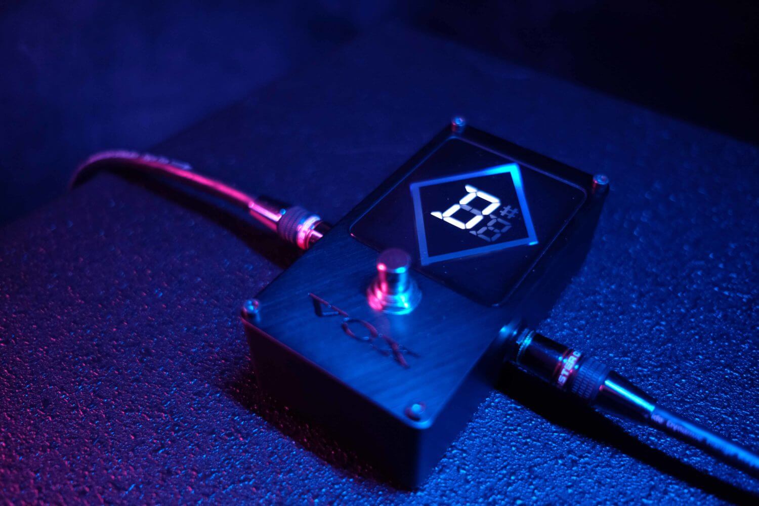 VXT-1 Strobe Pedal Tuner - Vox Amps