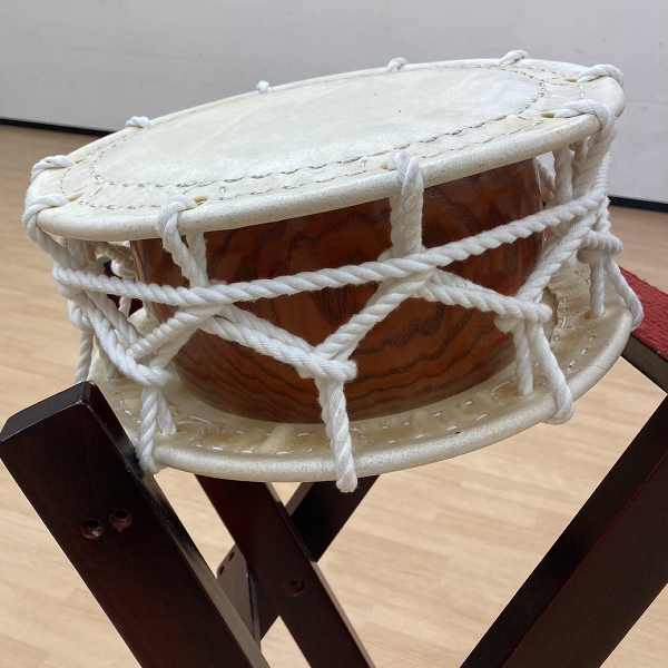 販売済み】 中古 締太鼓 並附ロープ締 立ち台付き | 和太鼓ニシガク