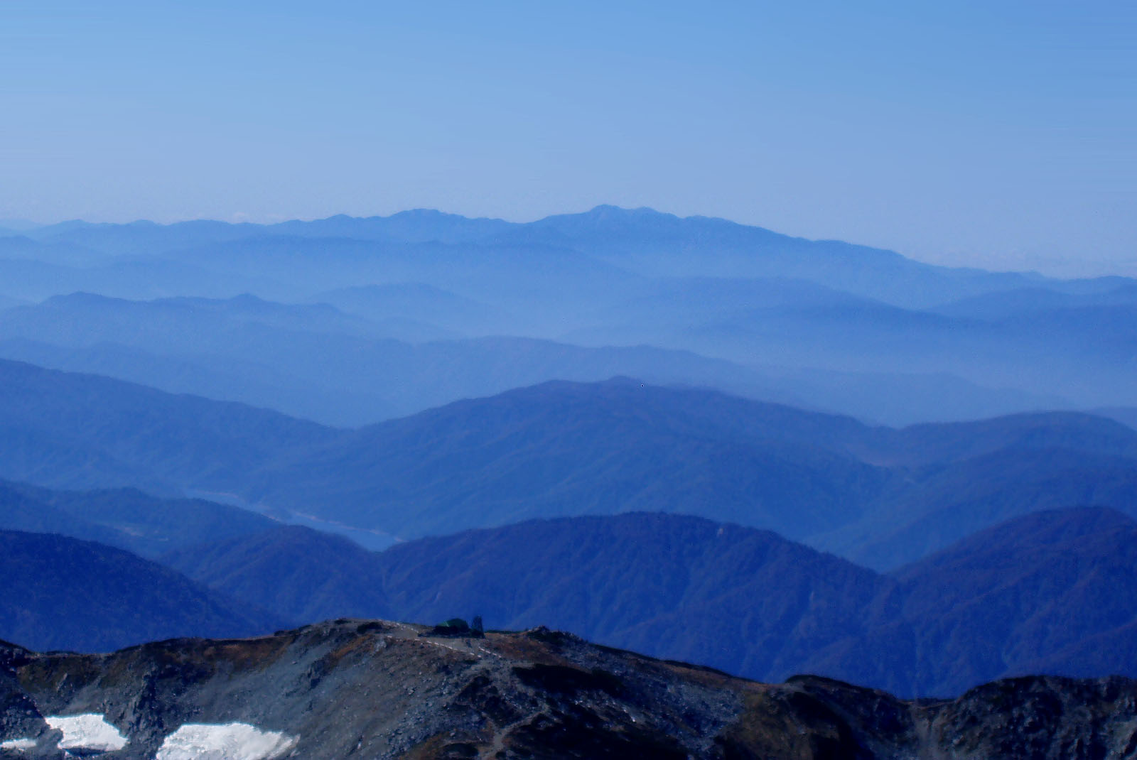 感動の立山連峰（雄山山頂）（和田フォト）
