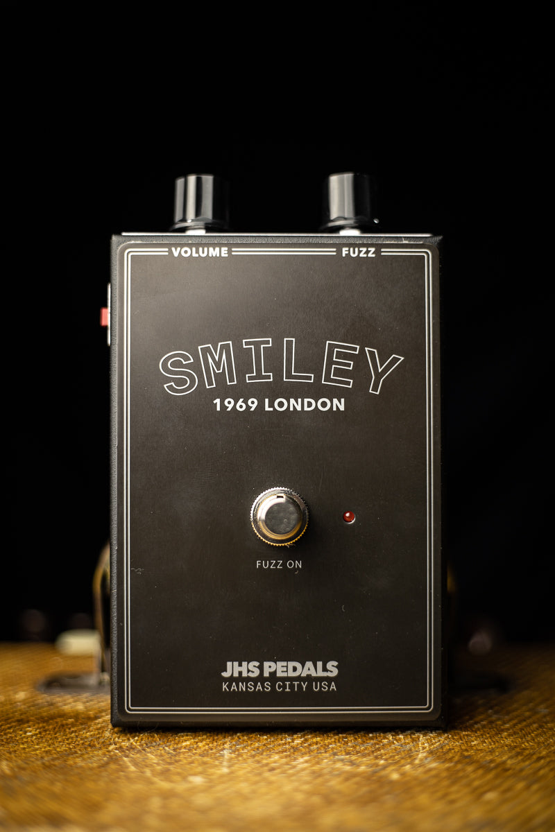 JHS Legends of Fuzz SMILEY Inspired by First-Era Silicon Model