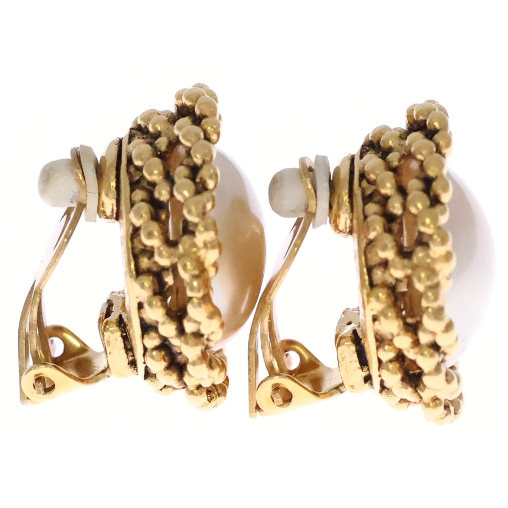 CHANEL(シャネル) フェイクパール イヤリング ホワイト×ゴールド GP