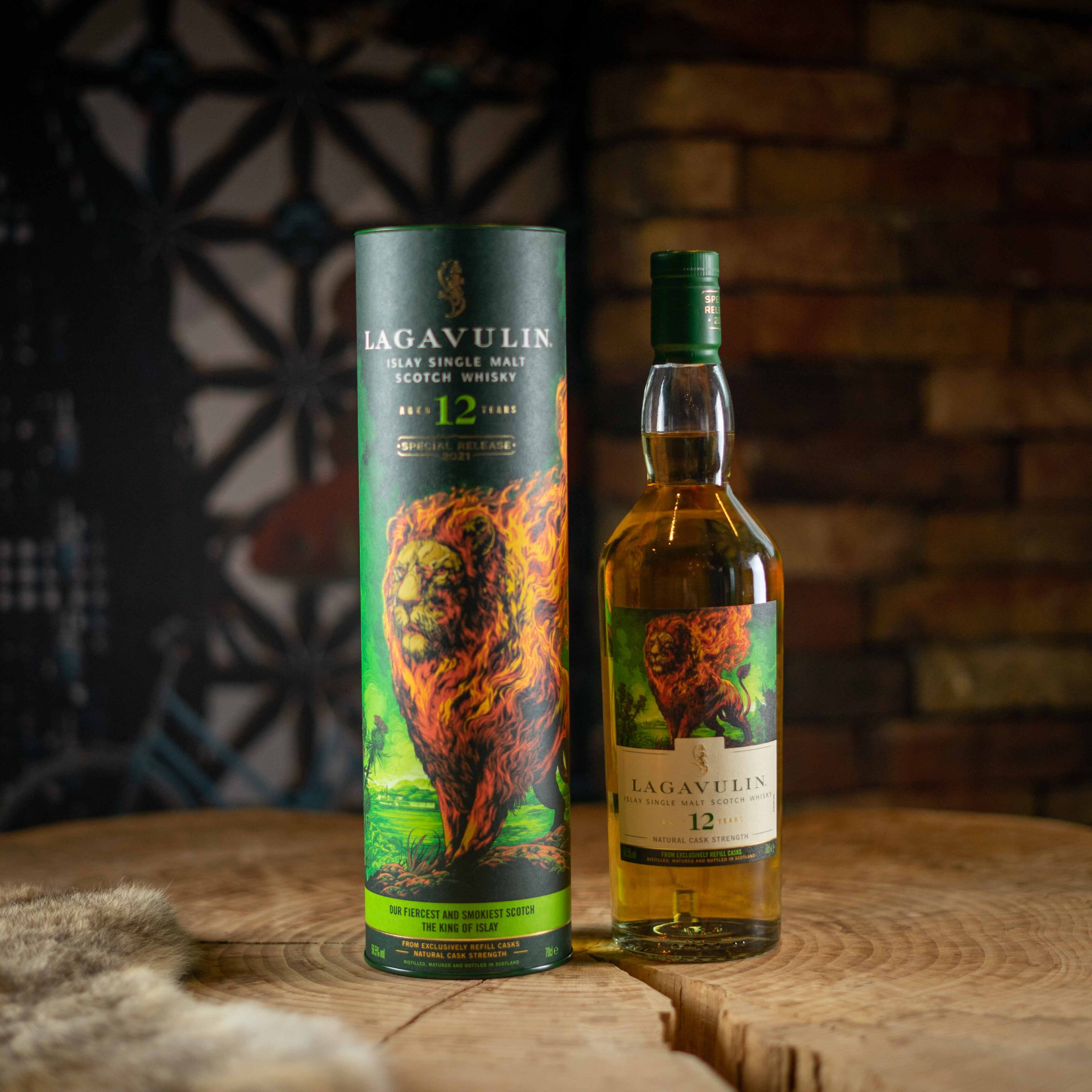 Lagavulin 12 Years Old - Diageo Special Release 2021 - The Lion's