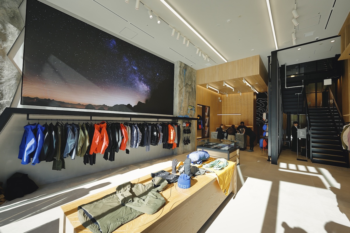 アークテリクス 新宿ブランドストア」がオープン！ 話題の最新鋭
