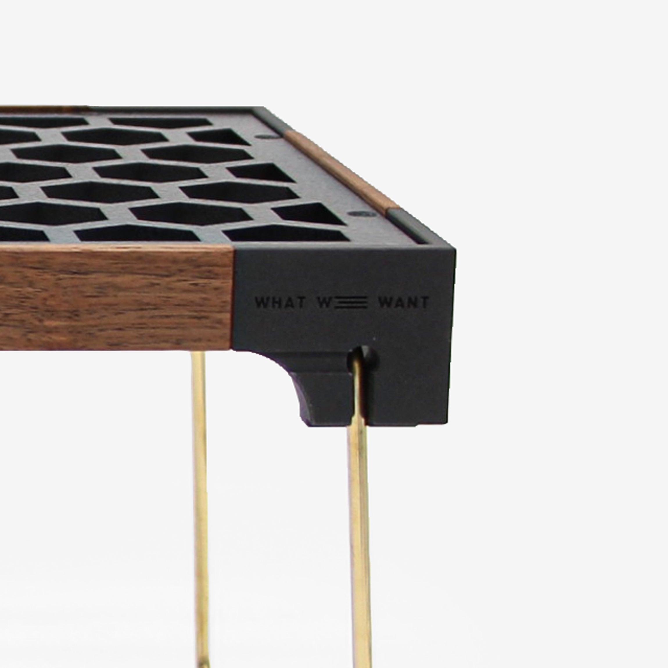 WWW_RACK （L） – WHAT WE WANT