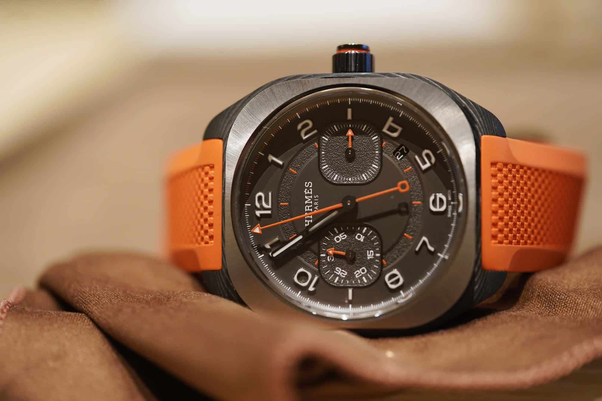 Hermes Expands their H08 Collection with Sleek New Three Handers