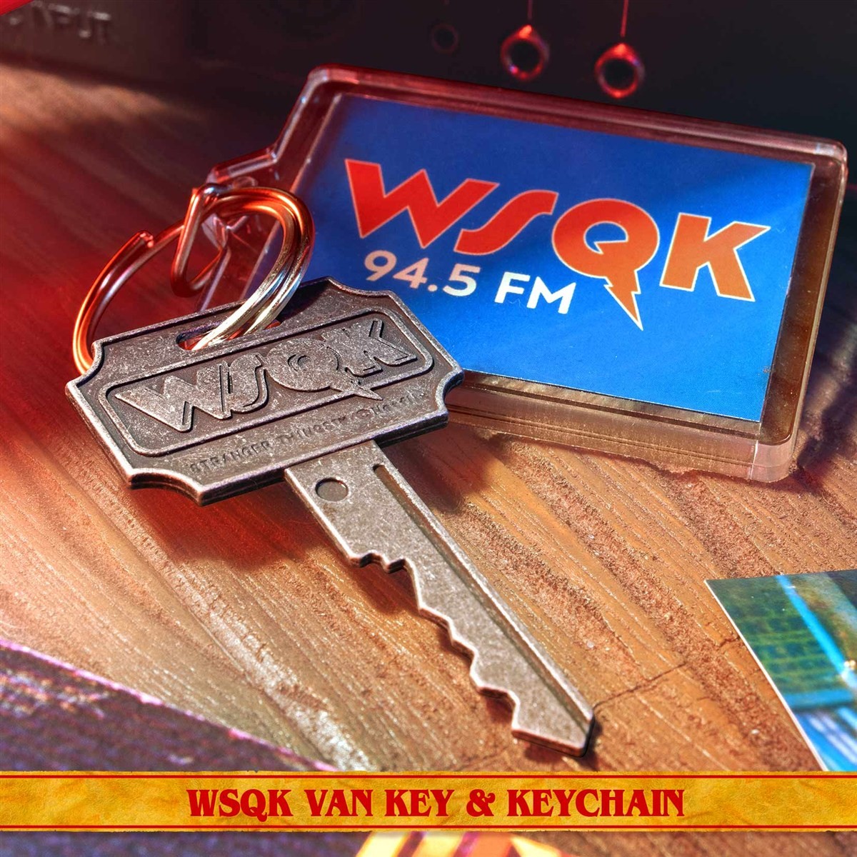 日本限定品】ストレンジャー・シングス 未知の世界/ WSQK ホーキンス