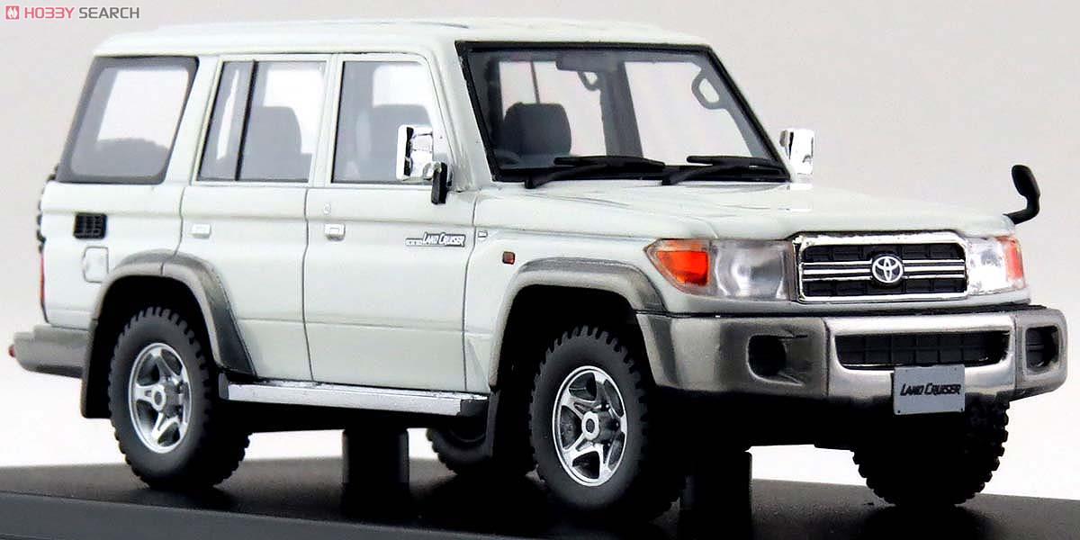 ハイストーリー ランドクルーザー70 VAN 2014 ホワイト ハイストーリー