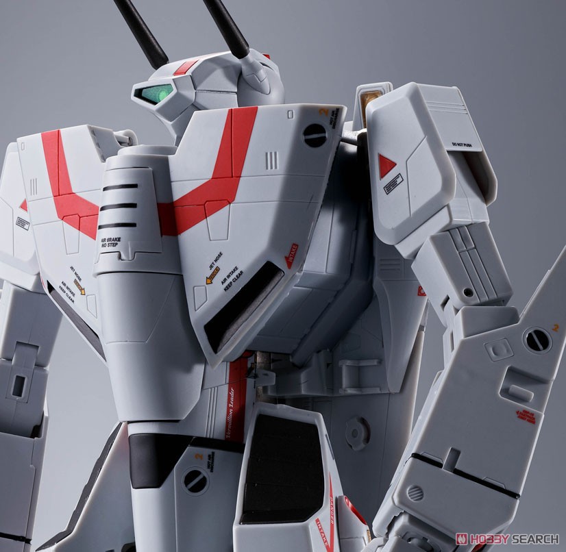 DX超合金☆初回限定版 VF-1J バルキリー (一条輝機) ☆超時空要塞