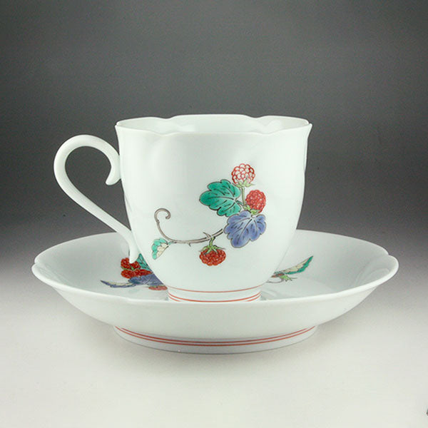 柿右衛門窯 錦苺文珈琲碗 – ギャラリー一番館オンラインショップ