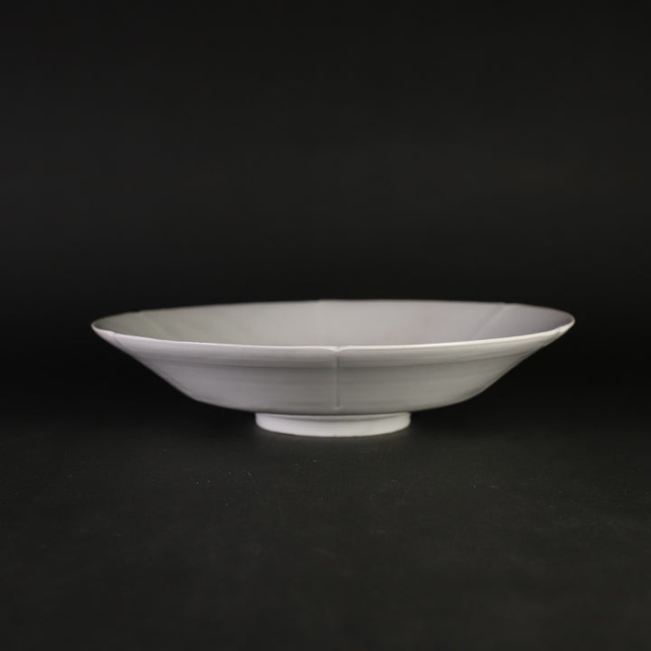 竹花正弘 作 白瓷輪花六寸平鉢 – ギャラリー一番館オンラインショップ