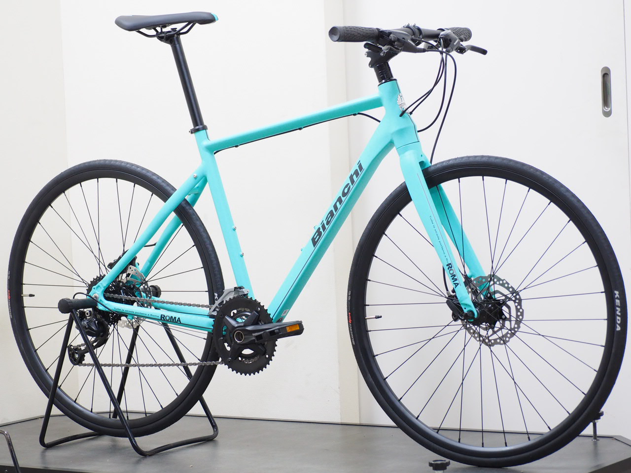 Bianchi ROMA 2室内保管 クロスバイク ビアンキ Bianchi Roma2