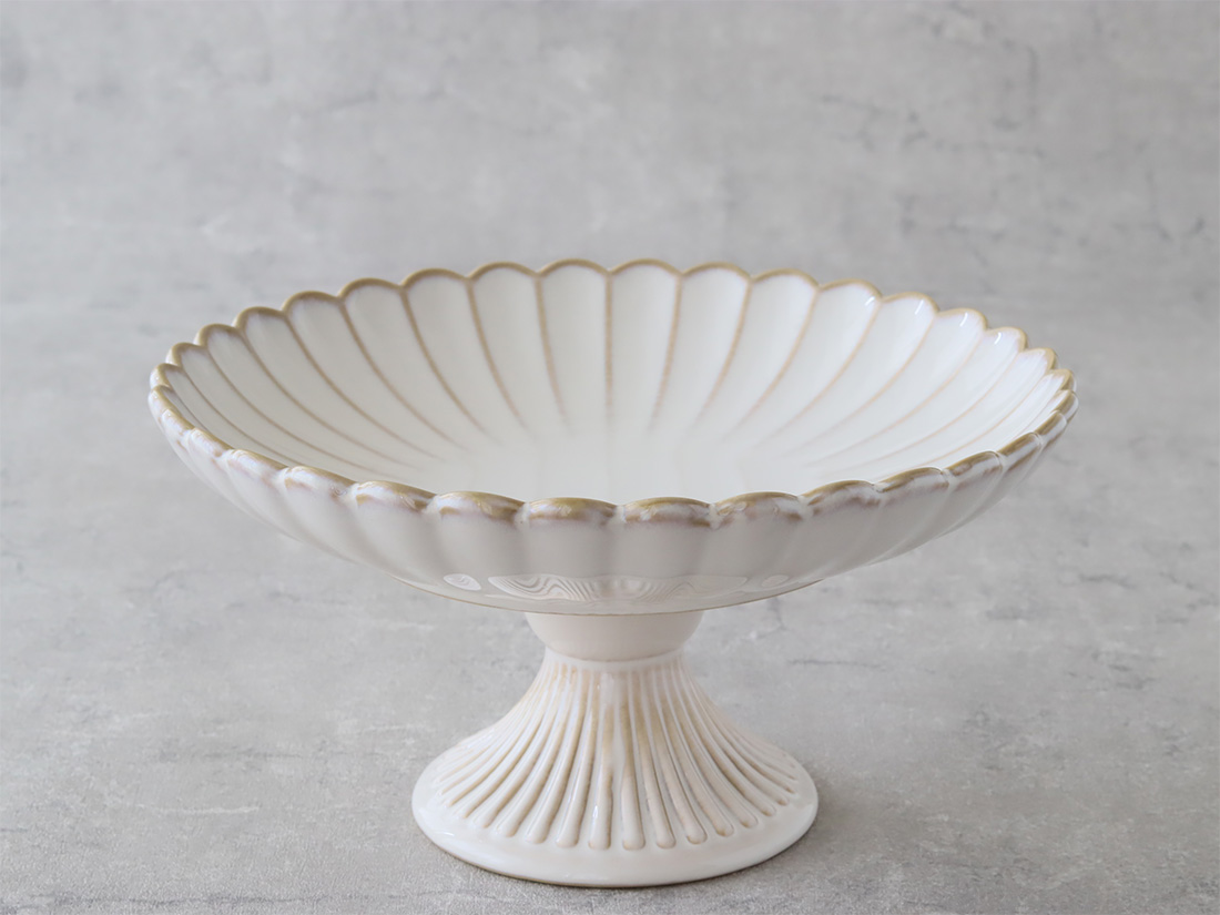 アンティークです。英国マッピン＆ウェッブの脚付き コンポート