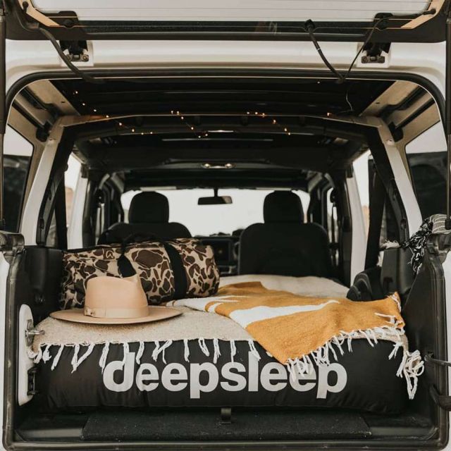 deepsleep ジープ JK/JLラングラーアンリミテッド専用 エアマット