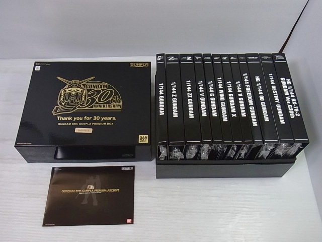 未組立】機動戦士ガンダム 30th ガンプラプレミアムボックス 機動戦士