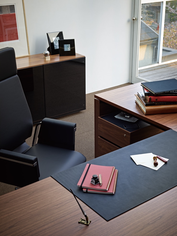 BROAD desk (ブロード デスク） IXC | カッシーナ・イクスシー