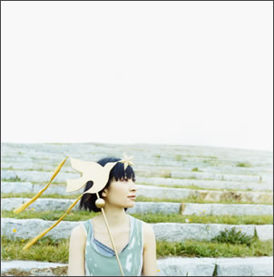 インタビュー：“自由な意思を持って、しっかりと自分の足で歩いていき