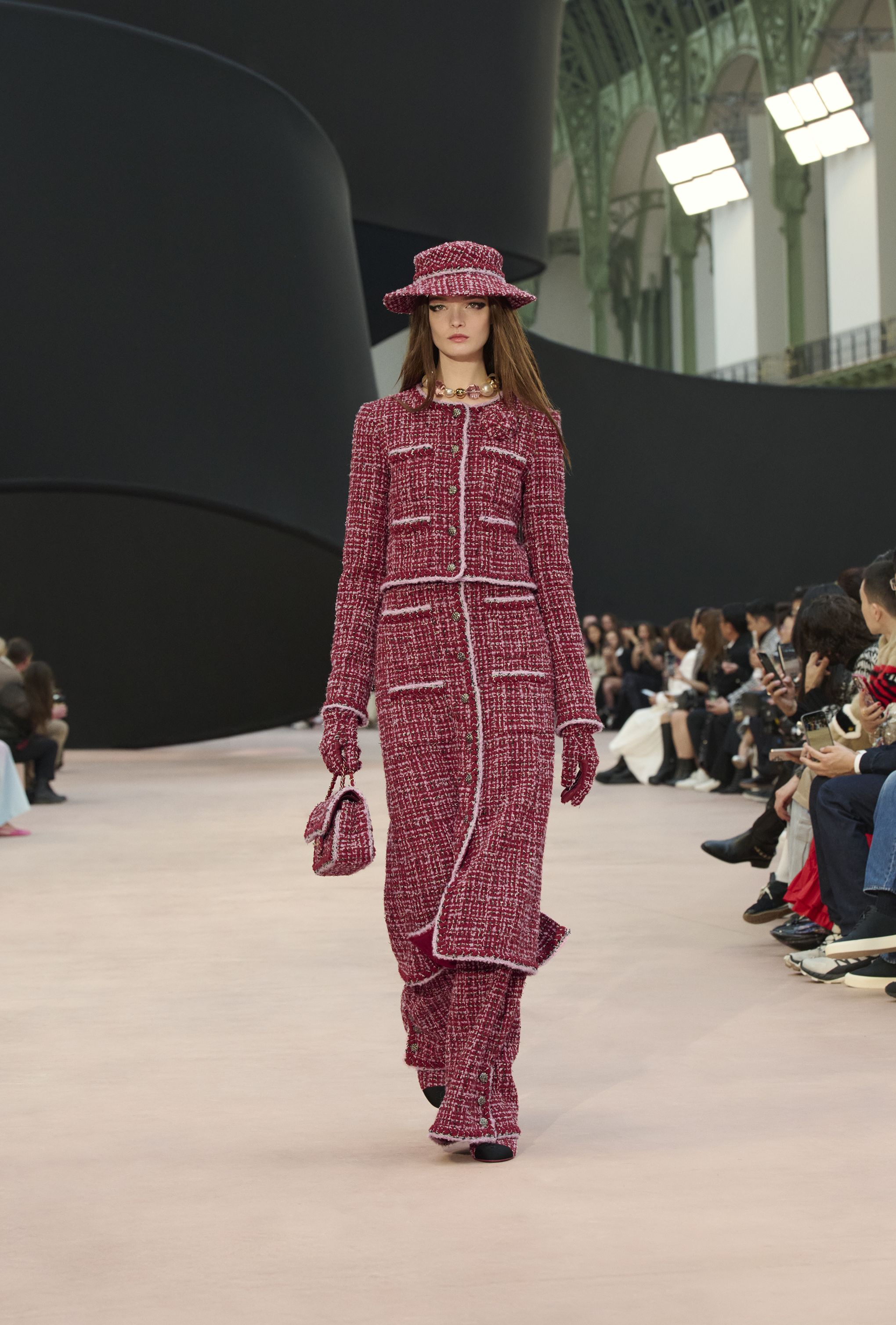 CHANELシャネル ミックスツイード ブローチ ピンク ワインレッド