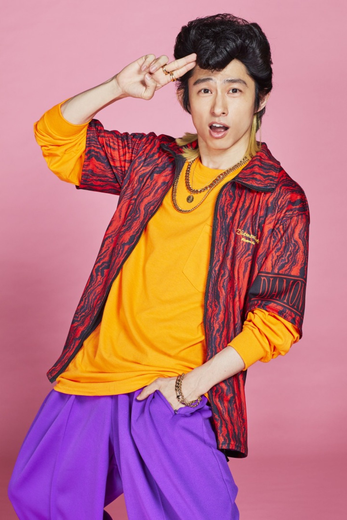 V6・三宅健、山田涼介主演『セミオトコ』に出演決定 伝説の“おバカ