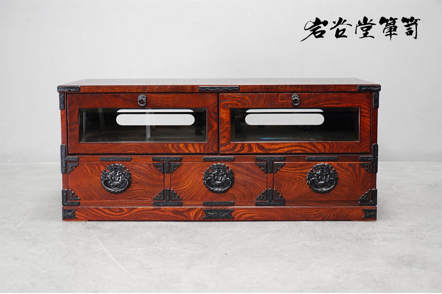 美品 岩谷堂箪笥 欅 4段チェスト 鍵付き 岩谷堂箪笥 拭き漆