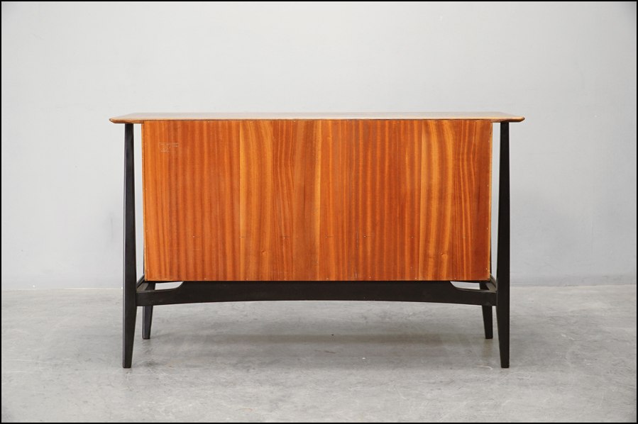 G-PLAN ジープラン Tola & Black サイドボード ヴィンテ－ジ 英国 高価