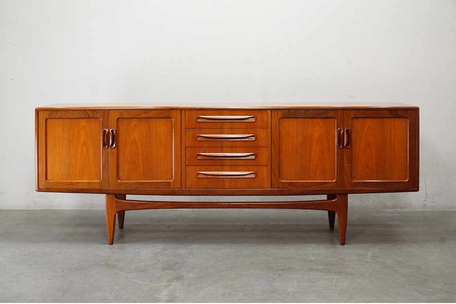 英国アンティークG-PLANジープランフレスコサイドボード/チェスト(88-9