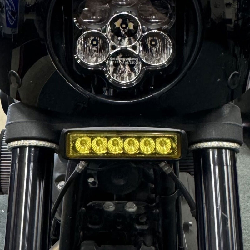 HIGH-POWER イエロー LED ドライビングライトバー - Custom Dynamics