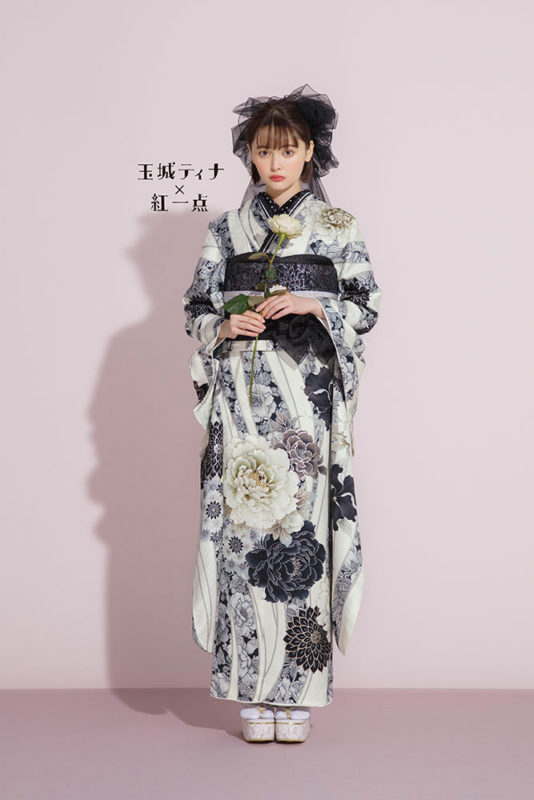 509z34☆玉城ティナ×紅一点 振袖 高身長 古典柄レトロ☆美品 成人式