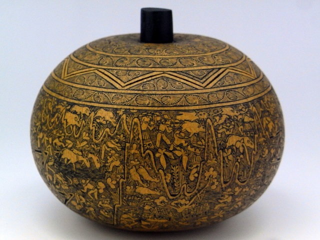 ペルー製ひょうたんアート！ 手彫りひょうたん細工小物入れ販売（通販