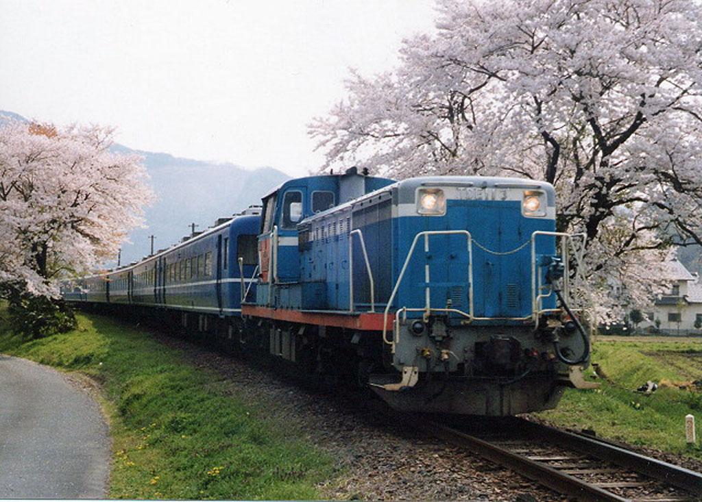 樽見鉄道TDE11形画像ファイル一覧 [AGUI NET]