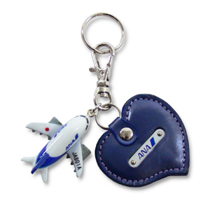 ANA本革ハートキーホルダー（ブルー）