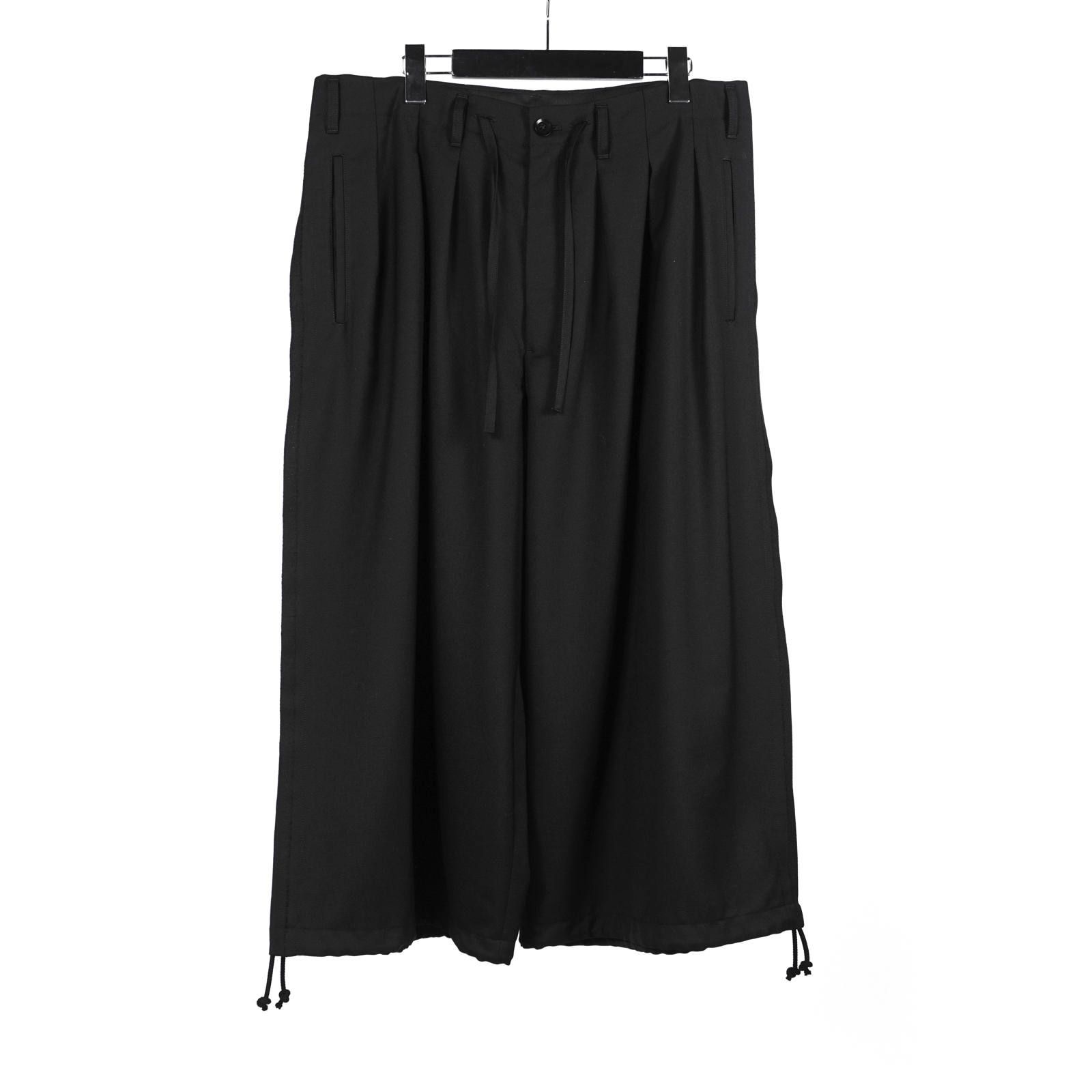 Ground Y [GZ-P09-100-1 / ギャバ股下ボタン変形パンツ] STAFF STYLING