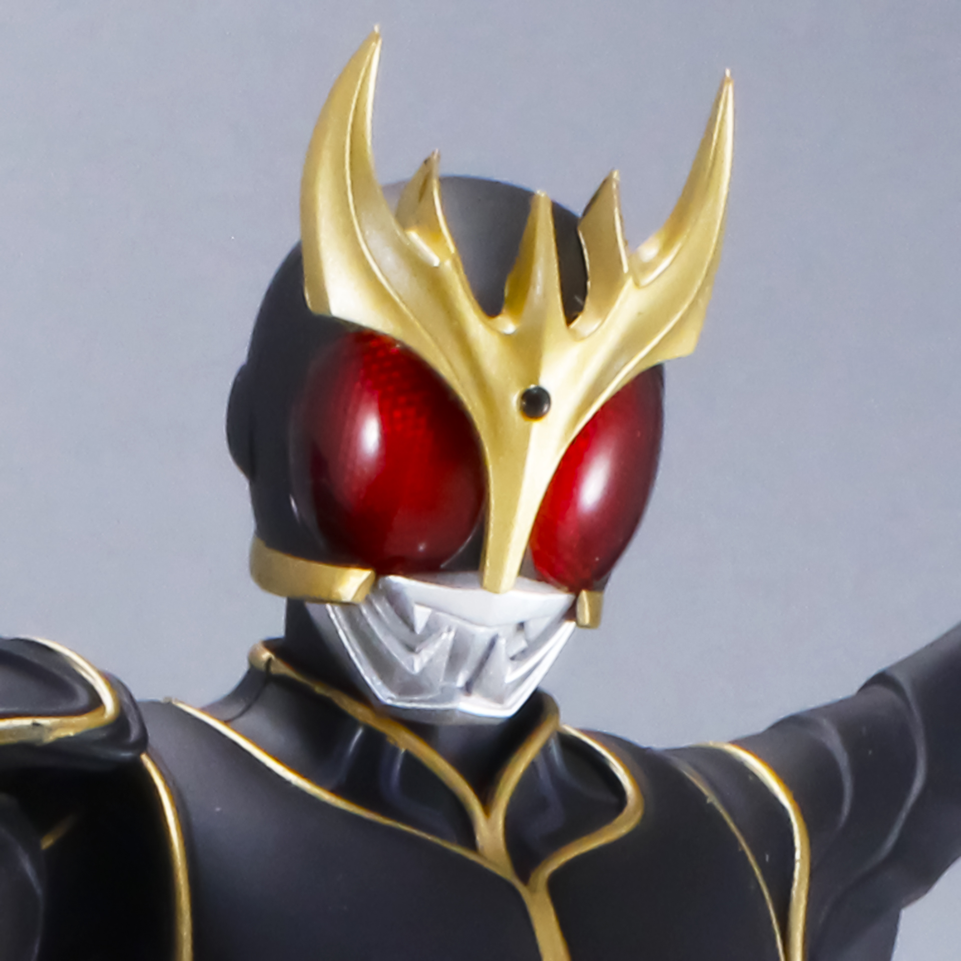 SH 真骨彫製法 クウガ アルティメットフォーム Z S.H.Figuarts(真骨彫