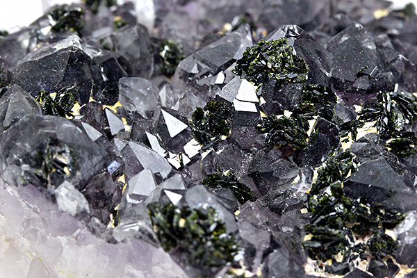 稀少コレクター原石！中国四川省産アメジストファントムクラスター