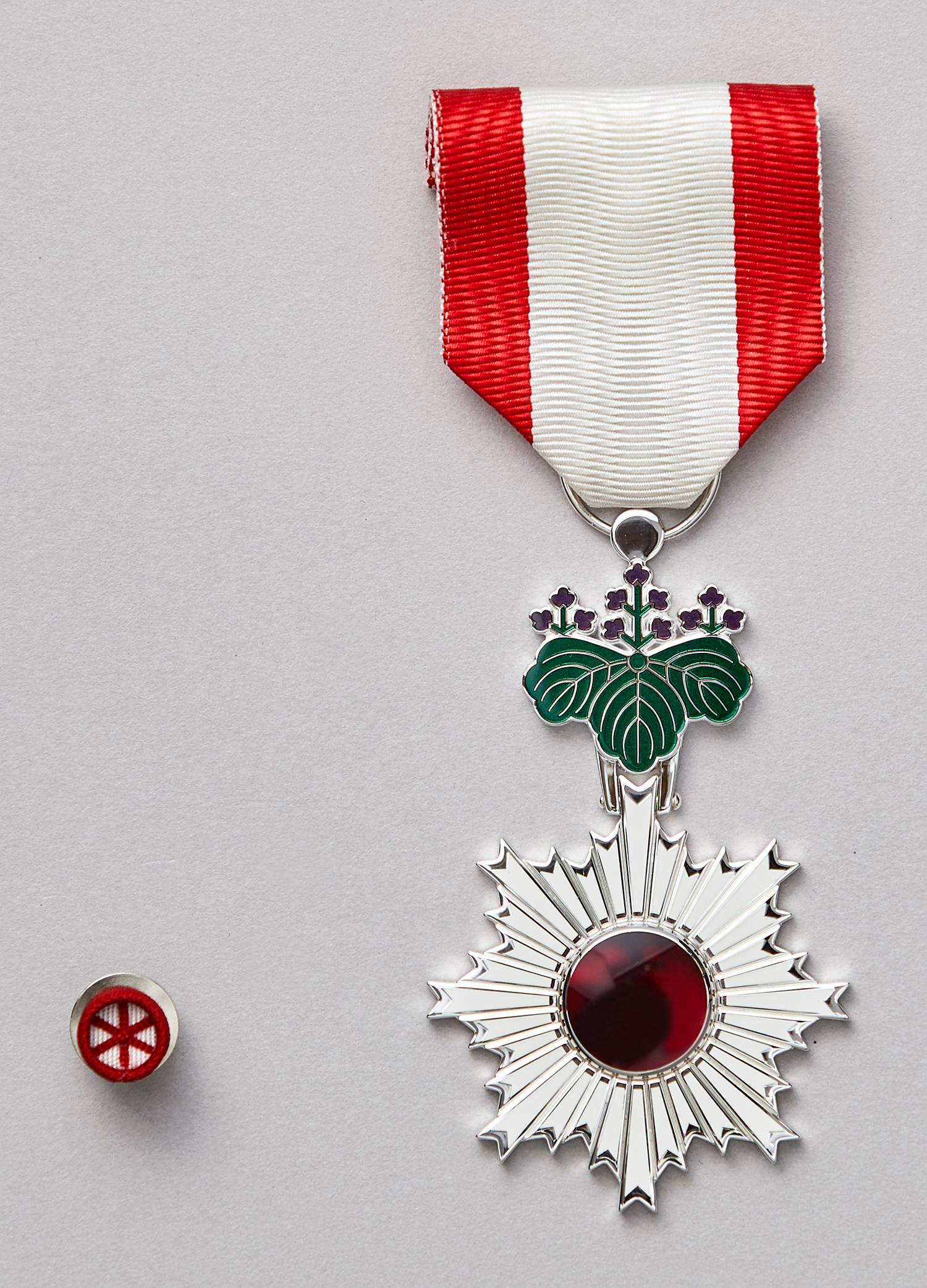 勲四等旭日小綬章 勲五等双旭日章 勲六等単光旭日章 勲章3点セット 美