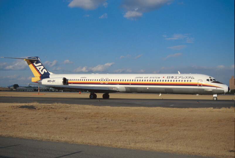 日本エアシステム MD-81