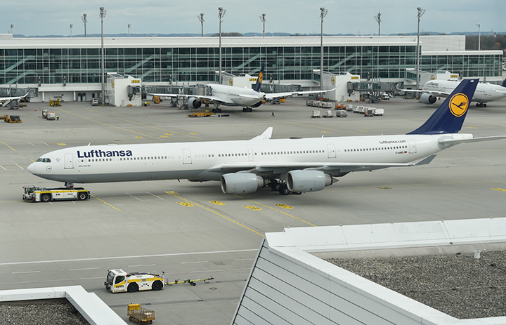 LH ルフトハンザ航空Aviationtag A340-600 灰色 LH ルフトハンザ航空