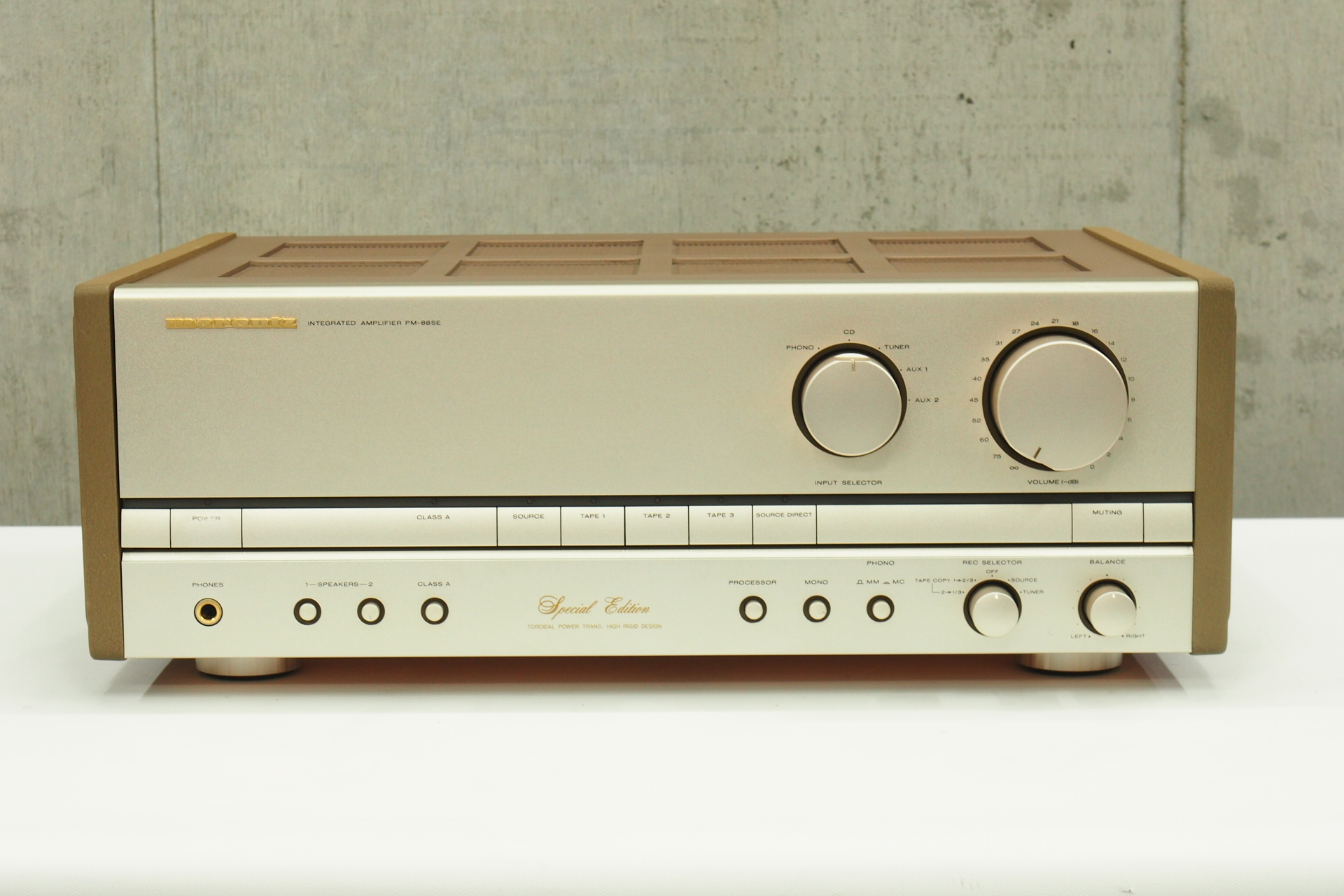 美*品様 marantz pm-19F（プリメインアンプ） RCA入力端子付き 美*品様