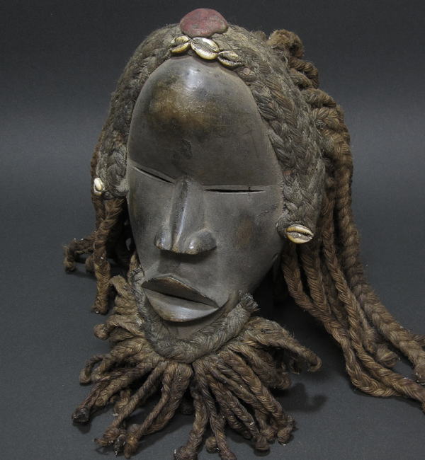 アフリカ ファン族 フォン族 木彫り 人形 置物 ヴィンテージ 呪物