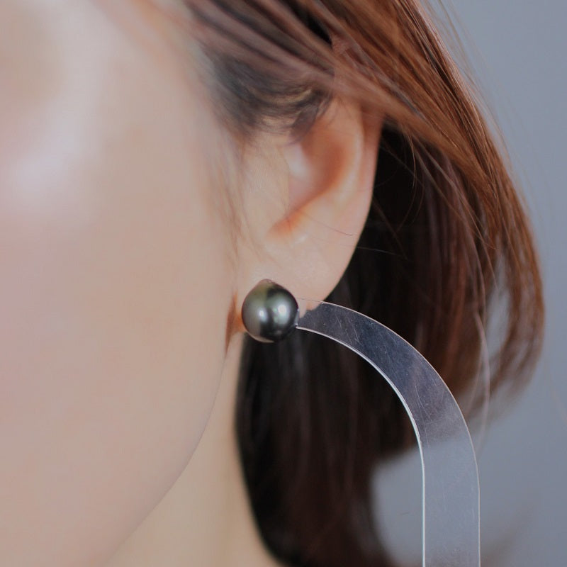 11mm 黒蝶バロックパール ピアス – Bon Magique