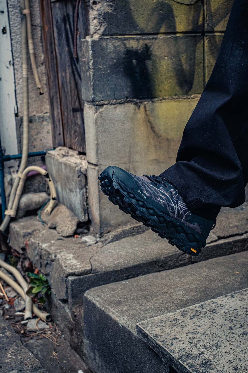 ミズノ ウエーブムジンLS ゴアテックス MIZUNO WAVE MUJIN LS GTX
