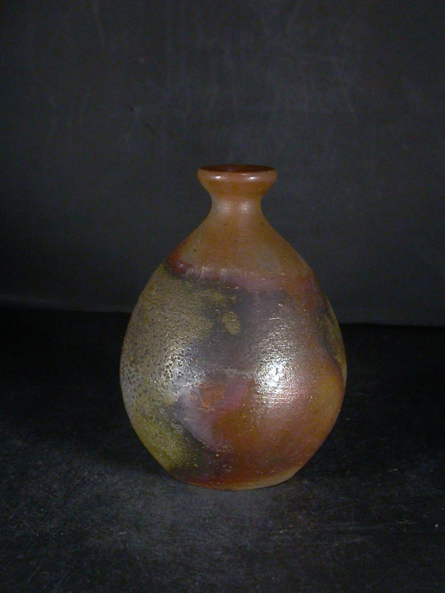 備前焼 登窯 備前焼ベテラン作家 行吉 素心 共箱付き桟切・黄ゴマ徳利