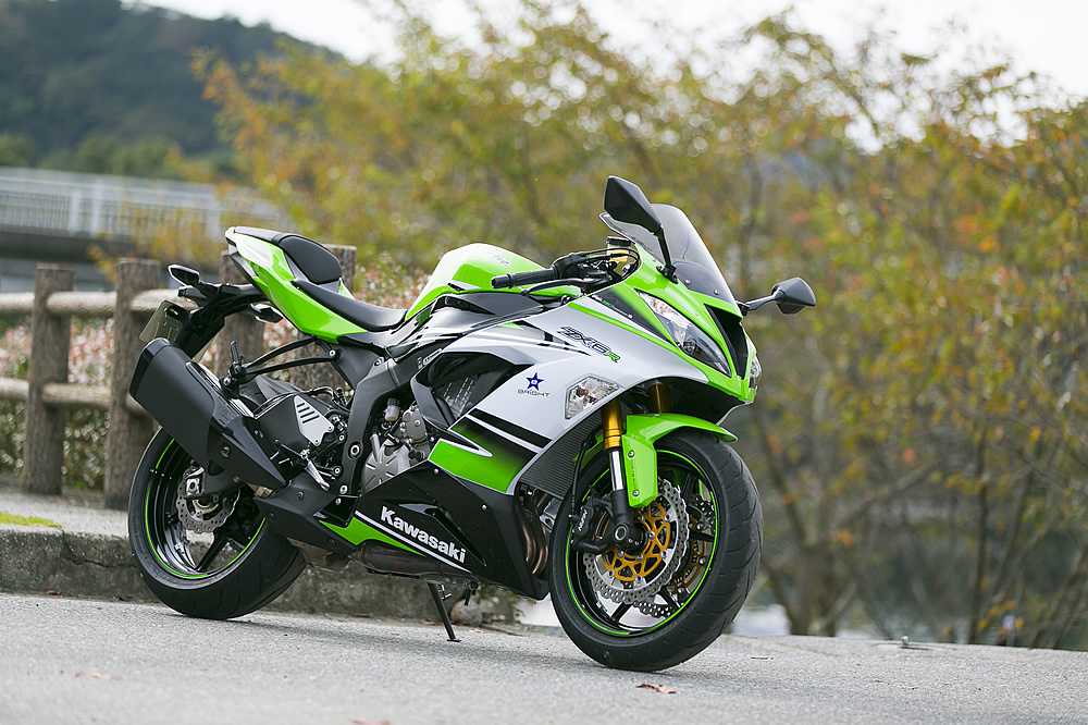 Kawasaki zx-6r 2014年式 2014 Kawasaki Ninja ZX-6R | Quick Look