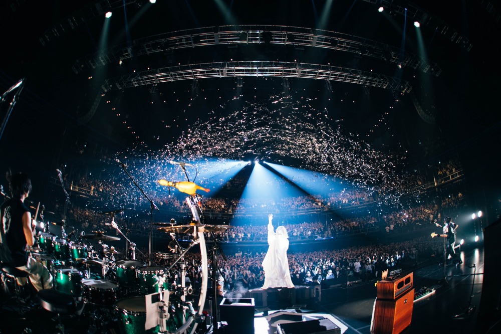 ライブレポート＞-真天地開闢集団-ジグザグ、笑いあり感動ありのツアー