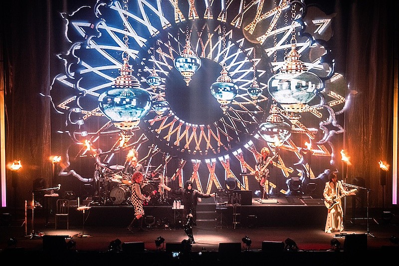 BUCK-TICKライブ映像作品＆櫻井敦司ソロAL『愛の惑星』のアナログ盤が