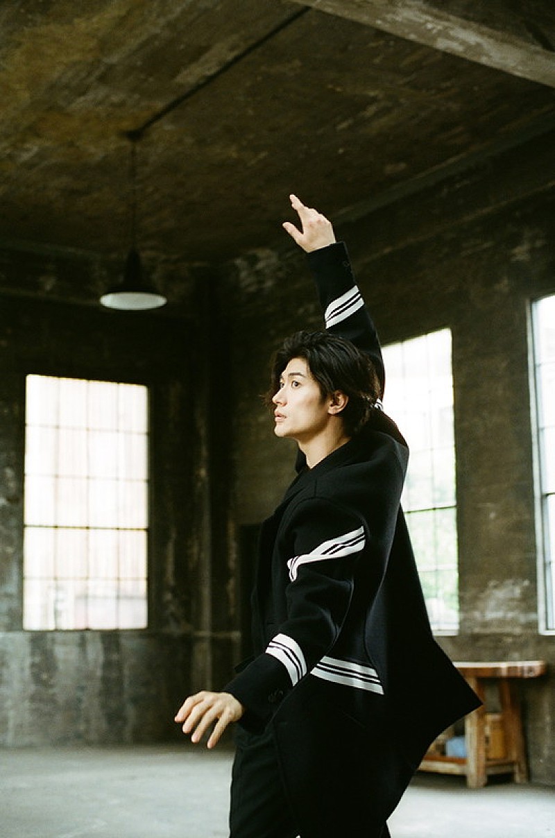 三浦春馬、MVメイキングなどで構成されたドキュメンタリーDVD