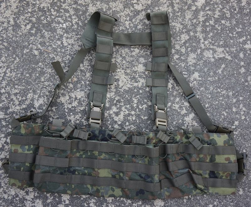 ドイツ連邦軍 フレックターン Lindnerhof Taktik レプリカ ラジオポーチ