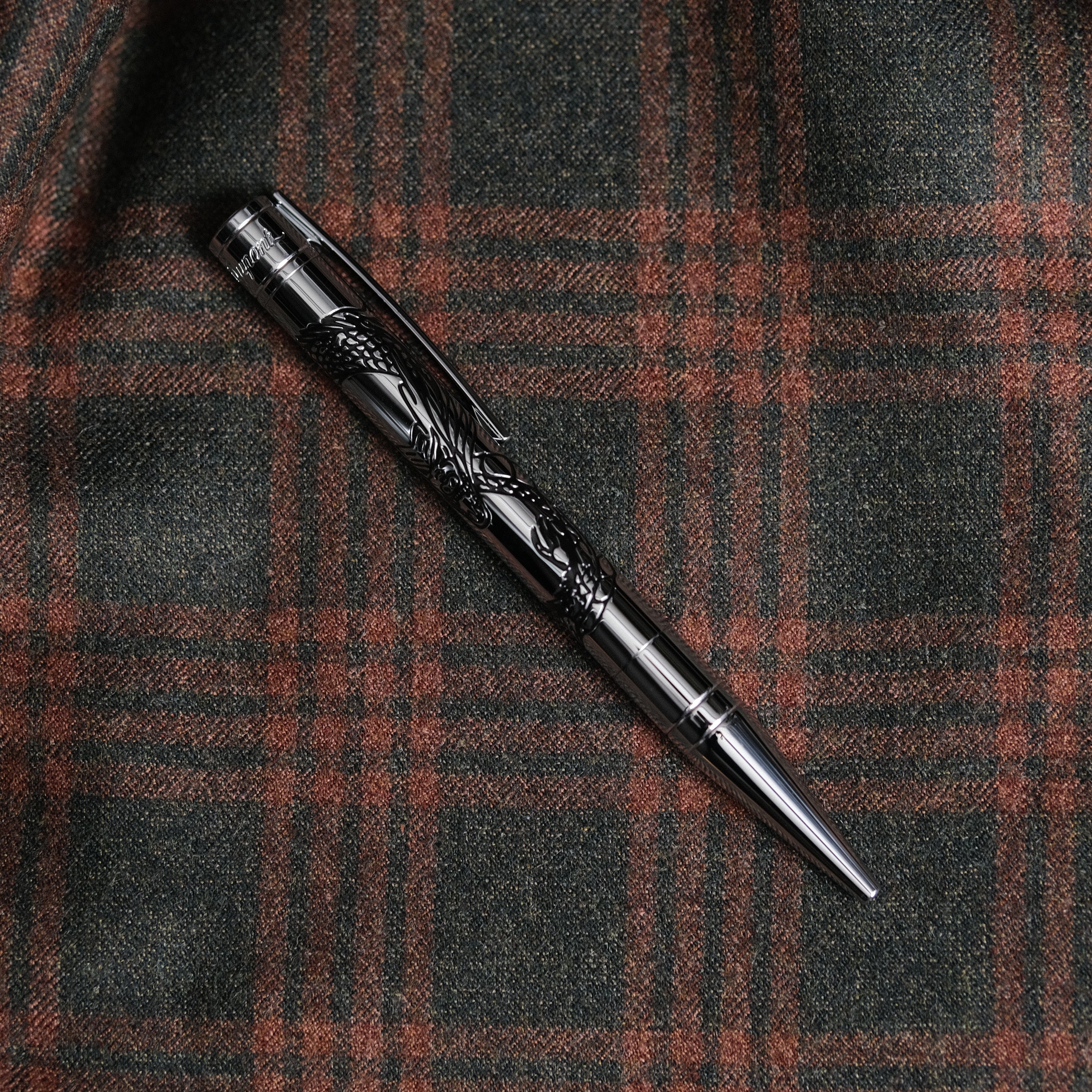 S.T. Dupont D-Initial Dragon Ballpoint Pen – BROGUE