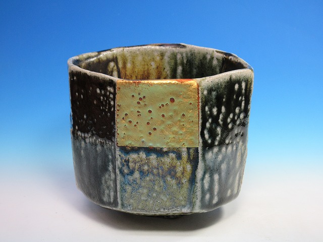 塩釉婆沙羅茶碗｜作家名：安食ひろ｜文錦堂 | 文錦堂